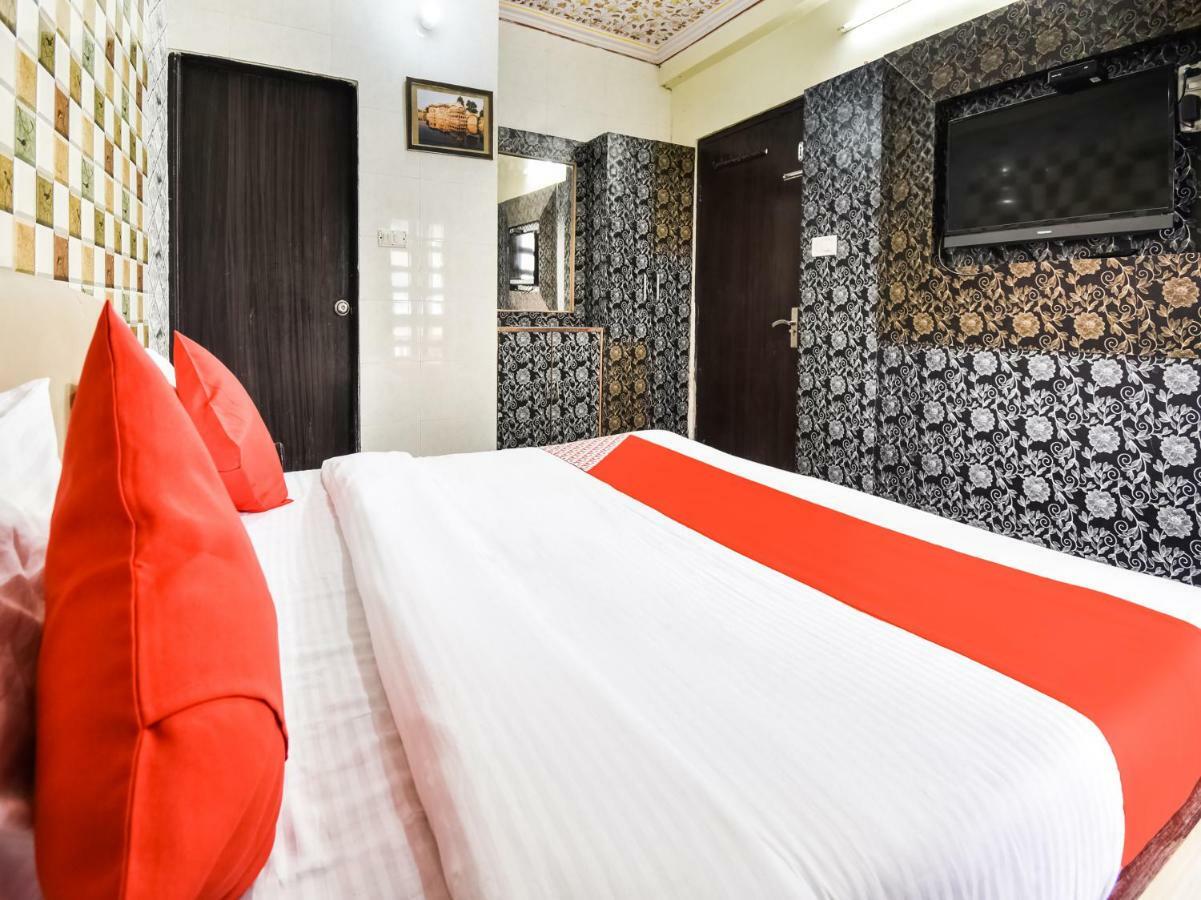 Oyo 48665 Kesar Palace Amer Extérieur photo