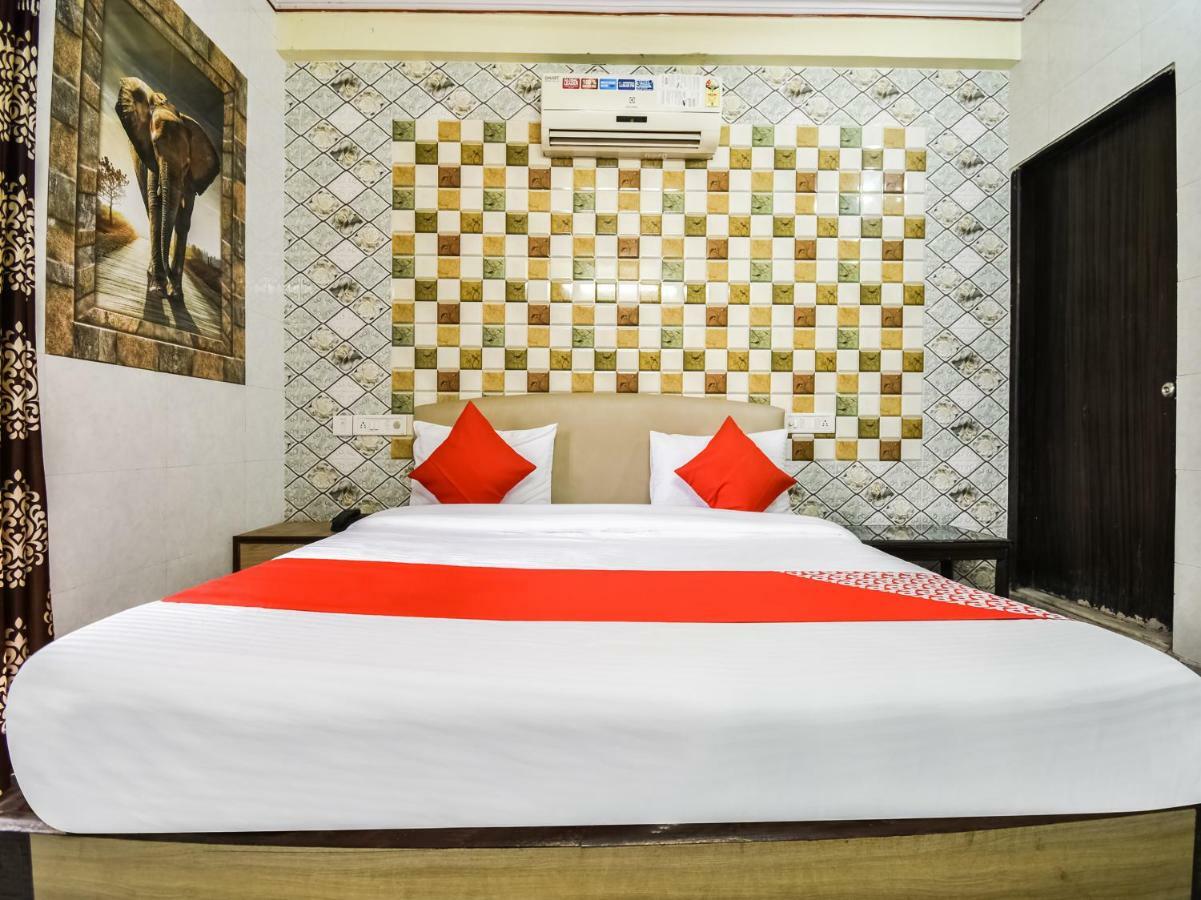 Oyo 48665 Kesar Palace Amer Extérieur photo