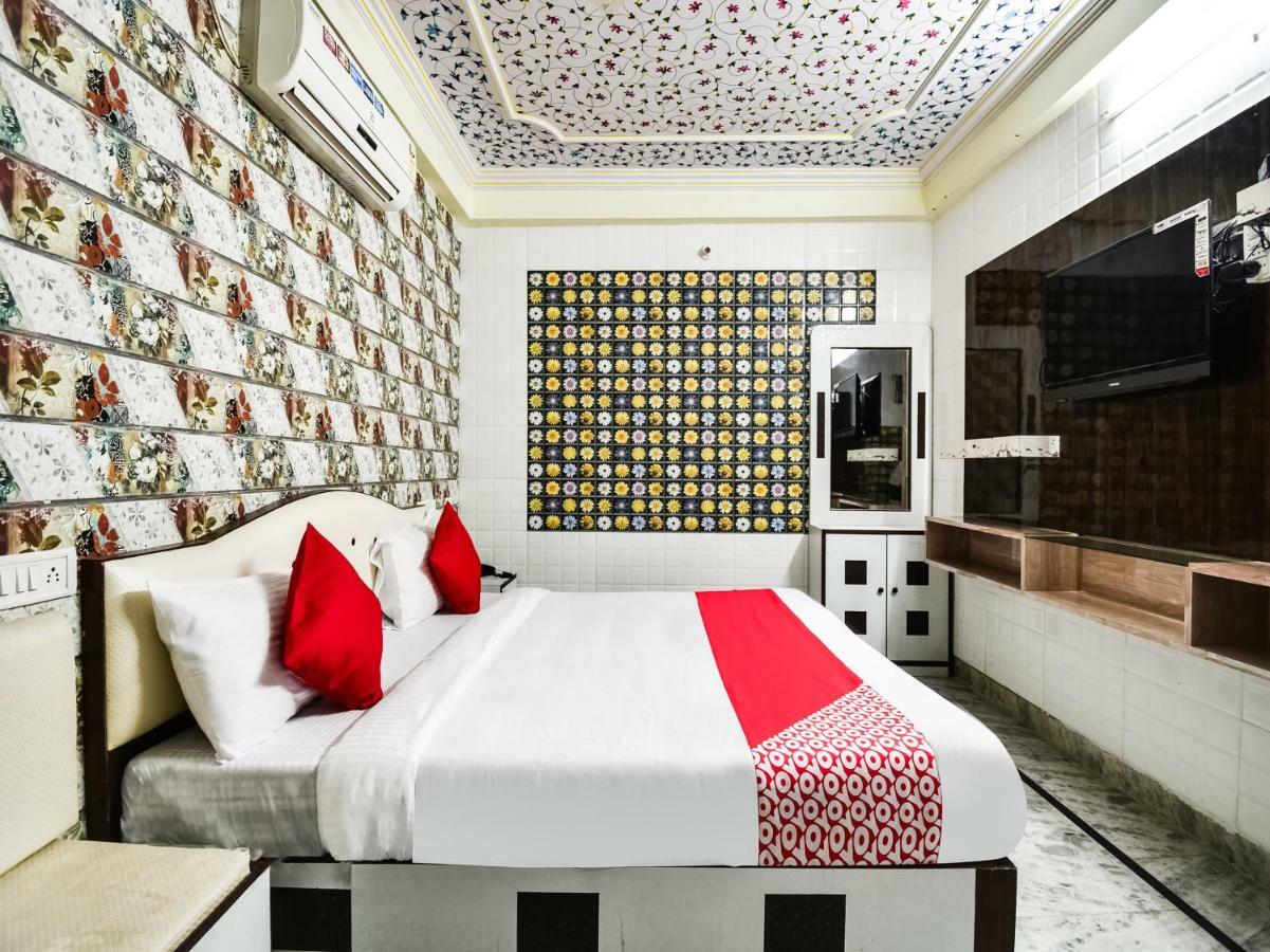 Oyo 48665 Kesar Palace Amer Extérieur photo